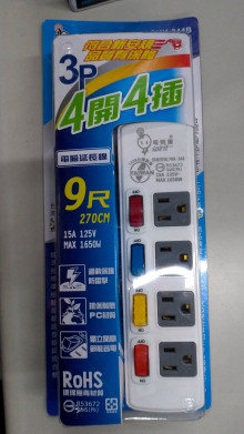 Y電精靈4開4插電腦延長線9尺PKK-344B