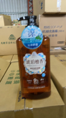 美吾髮琥珀檀香涼感洗髮露700g